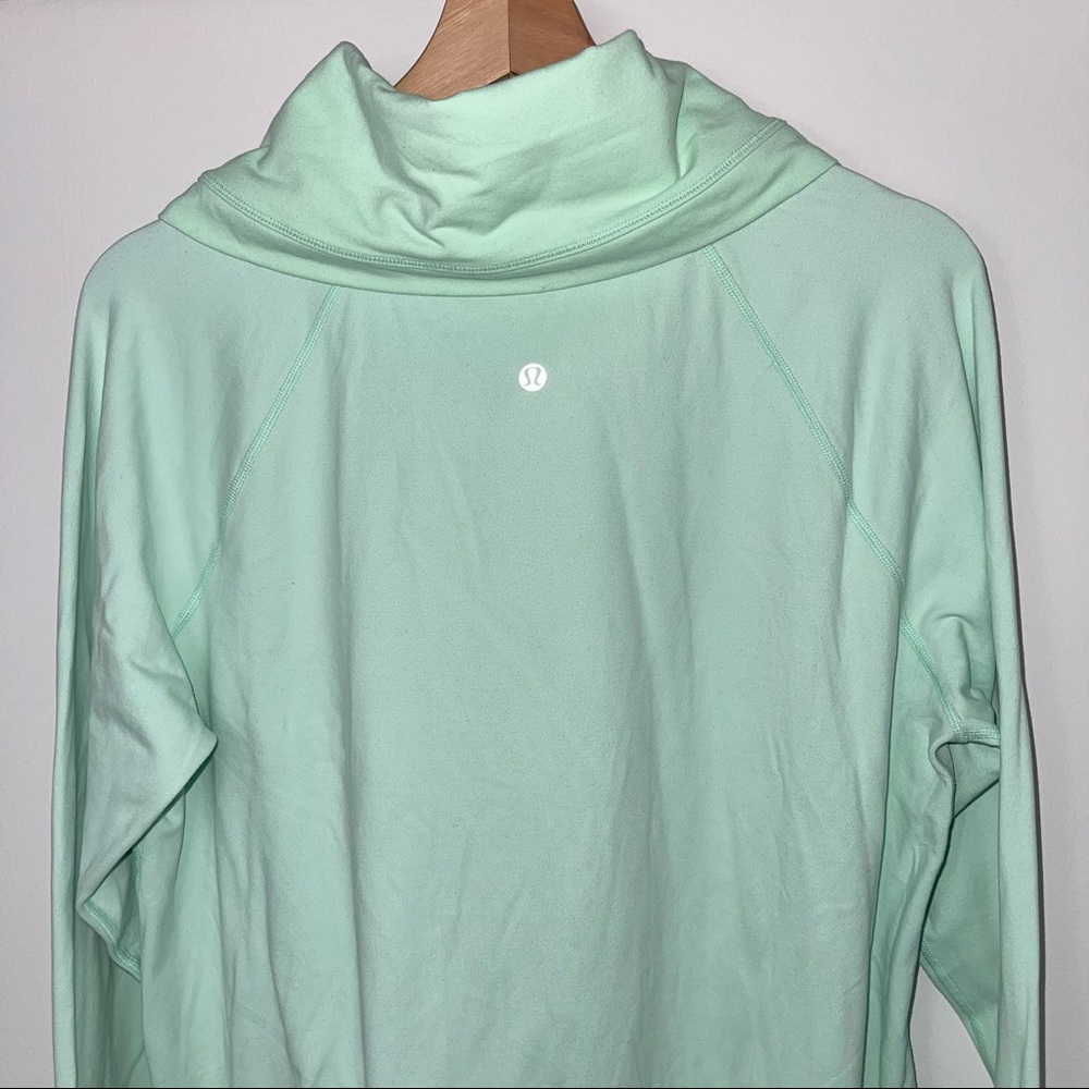 Lululemon Heart Healthy Pullover 6 Fresh Teal Mint, RULU Fabric, PERFECT! - Picture 5 of 10